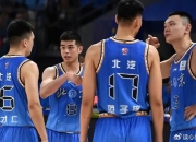 江苏苏宁老将退役消息引起关注，球迷纷纷感慨岁月无情