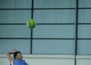 体育赛场上球员们展现出了团队合作的力量