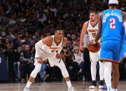 威少复出首战，威金斯状态火爆，篮网成为焦点！